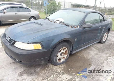 2000 Ford Mustang from USA, damaged, VIN 1FAFP4045YF109438